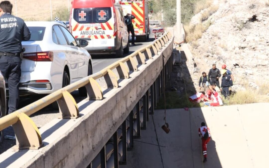 Hombre muere tras caer al vertedor de una presa; investigan si fue accidente o hecho intencional