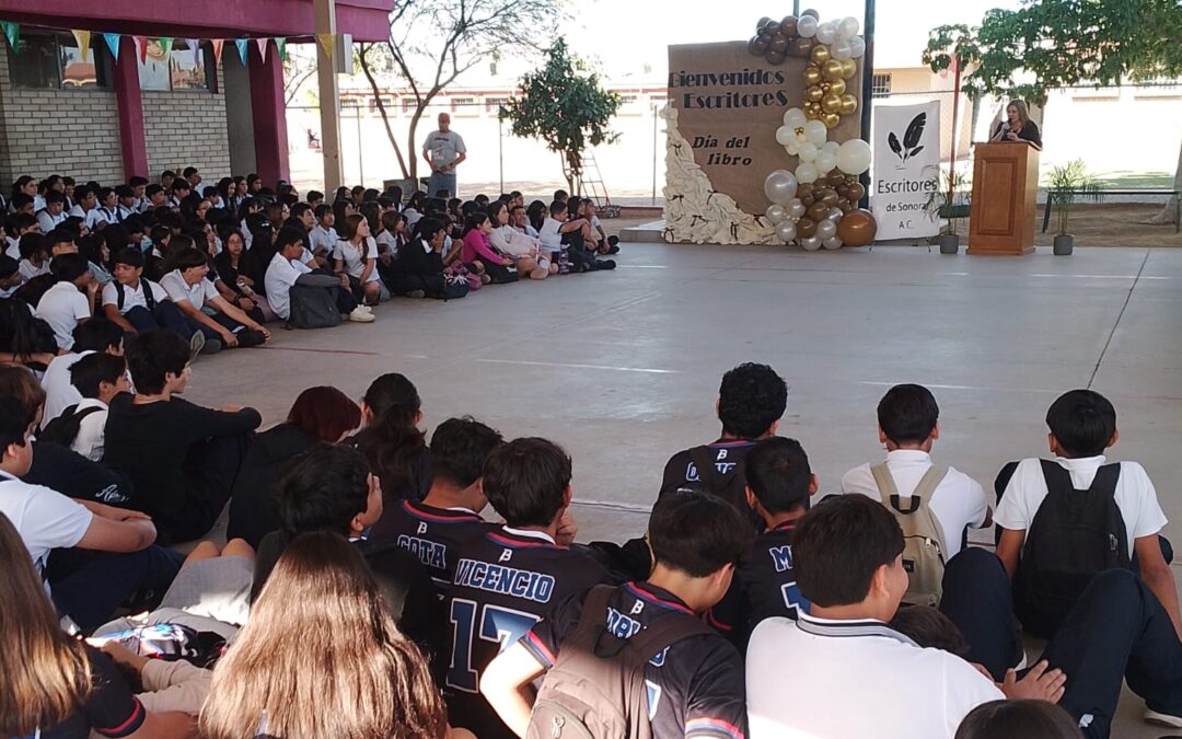Escritores llevan literatura a secundaria del norte de Hermosillo