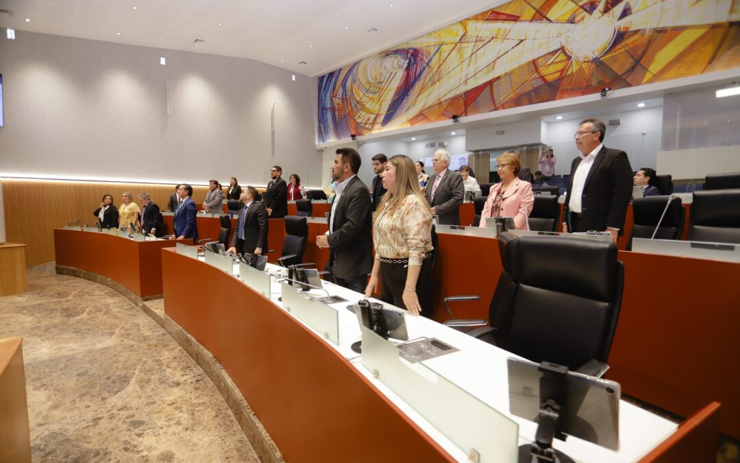 Congreso aprueba Plan B de austeridad y reducción de privilegios