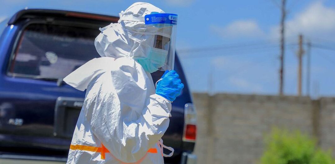 El brote de ébola choca con el conflicto y el hambre