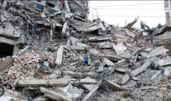 Sube a 164 la cifra de muertos tras los terremotos en Venezuela; continúan labores de rescate