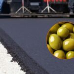 Barcelona prueba asfalto hecho con huesos de aceituna para reducir emisiones aceituna