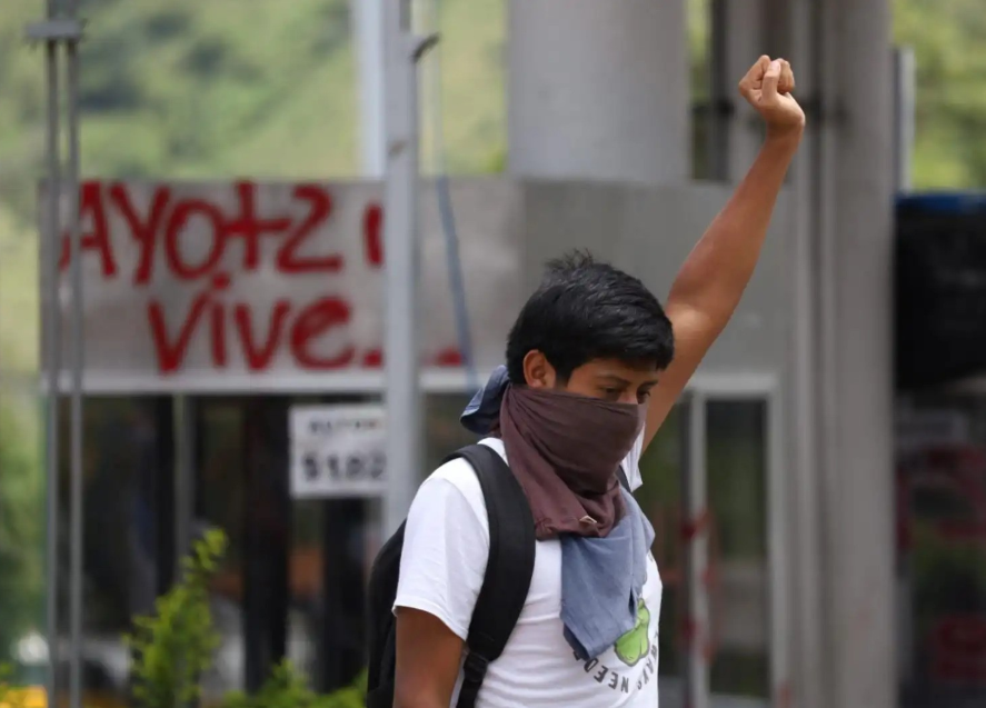 Nueva recomendación de la CNDH en el caso Ayotzinapa: Encubrimiento y degradación  