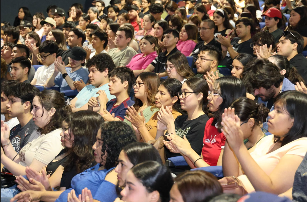 Anuncian casi 5 mil nuevos espacios de educación media superior en Sonora