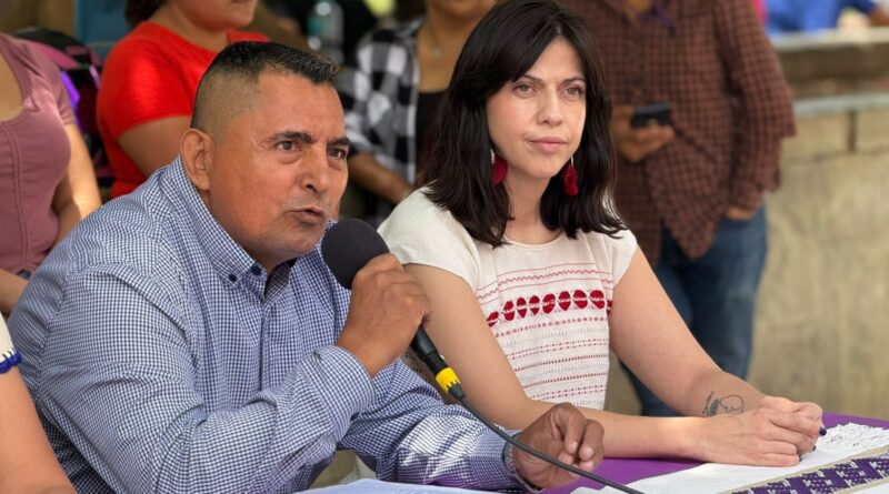 Denuncian que Fiscalía y Centro de Justicia liberaron a maestro acusado de abusar sexualmente de 17 estudiantes de Oaxaca