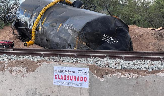 Semarnat ordena a Ferromex remediar daños por derrame químico en Naco