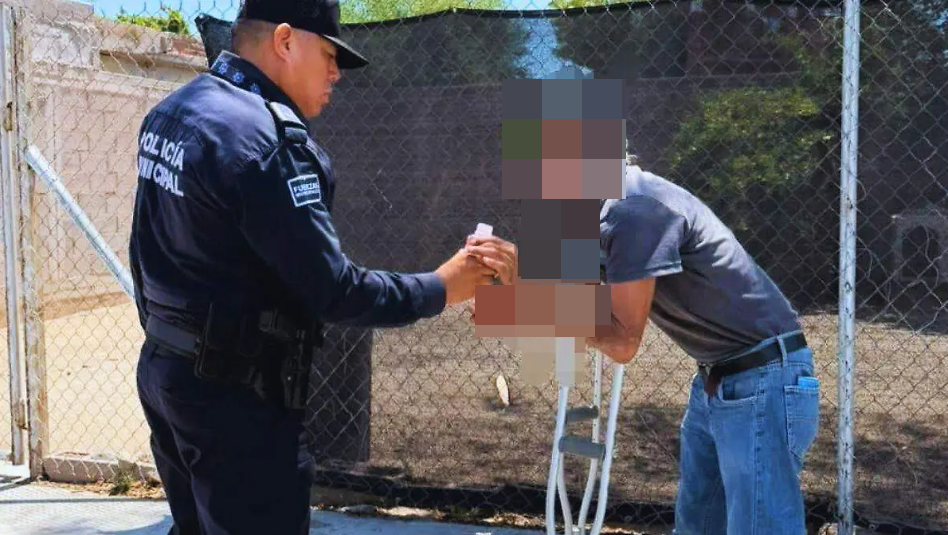 Policía Municipal distribuye agua y suero ante calor extremo en Hermosillo