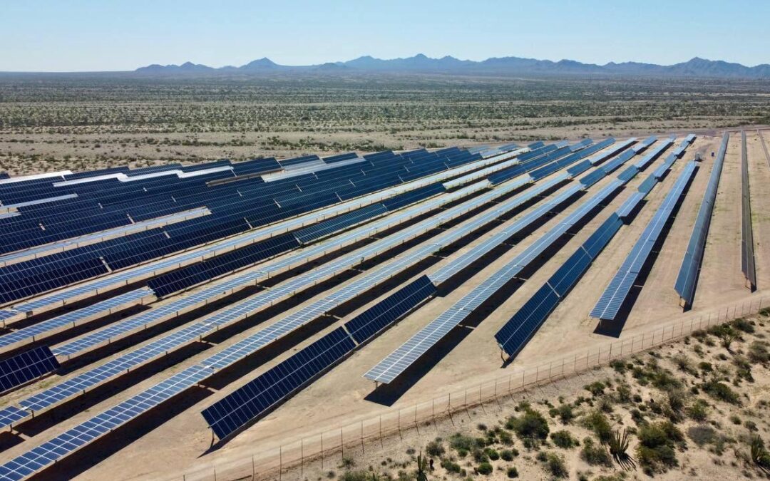 Destaca Durazo avances de planta fotovoltaica en Peñasco