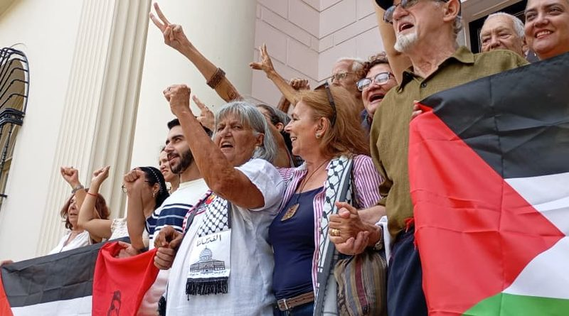Cuba. Activista brasileña Carmen Diniz Santos: «Cuba sigue siendo el faro luminoso del mundo»