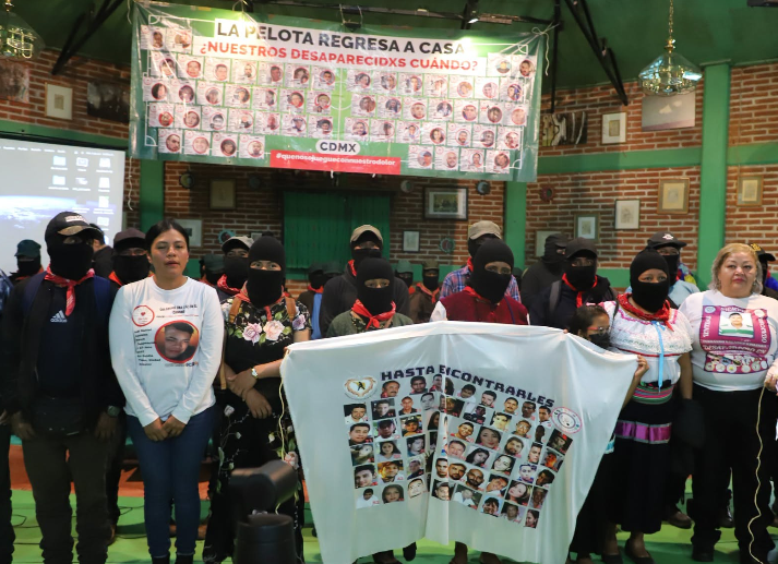 Zapatistas marcharán en CDMX con buscadoras y con padres de Ayotzinapa