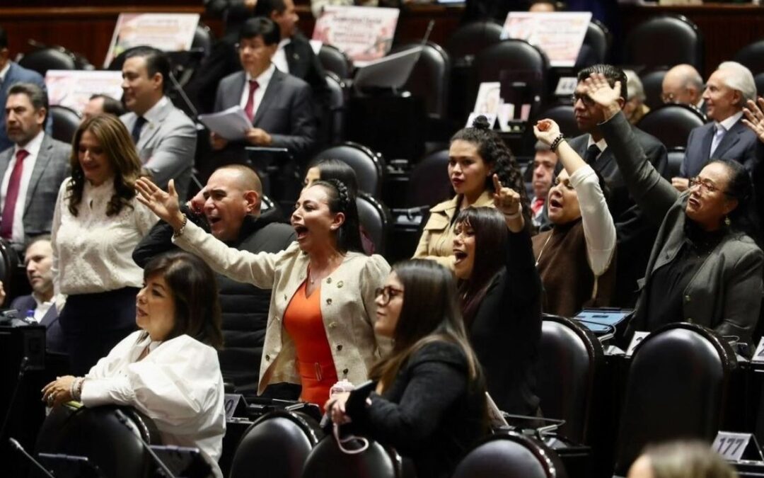 ¿Protección a creadores o censura digital? Avanza polémica reforma en México